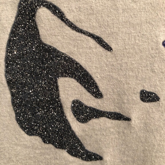 Women’s Hanes L Grey T-Shirt Leopard Decal 🐆 - Picture 4 of 5